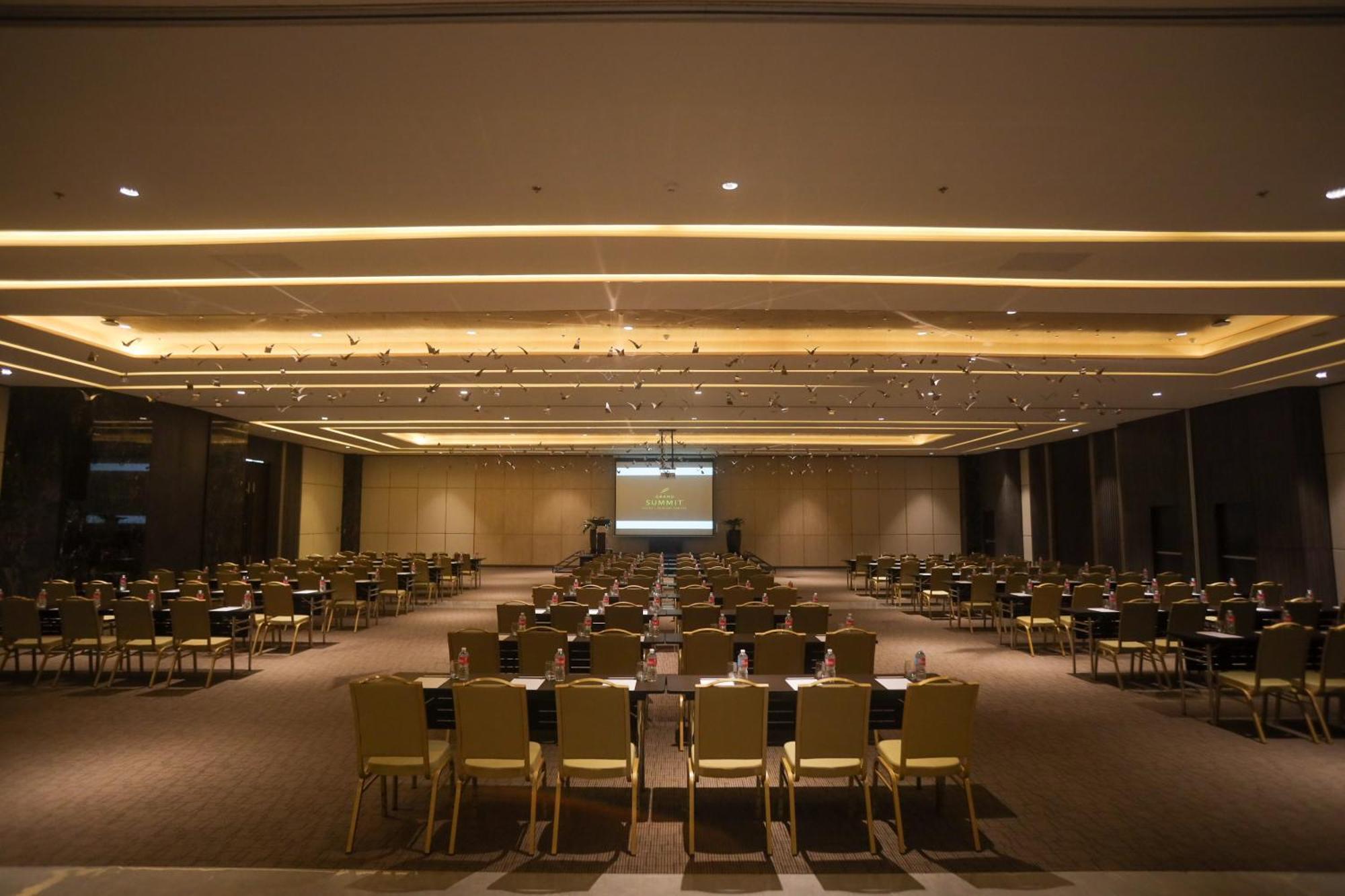 Grand Summit Hotel General Santos 제너럴 산토스 외부 사진