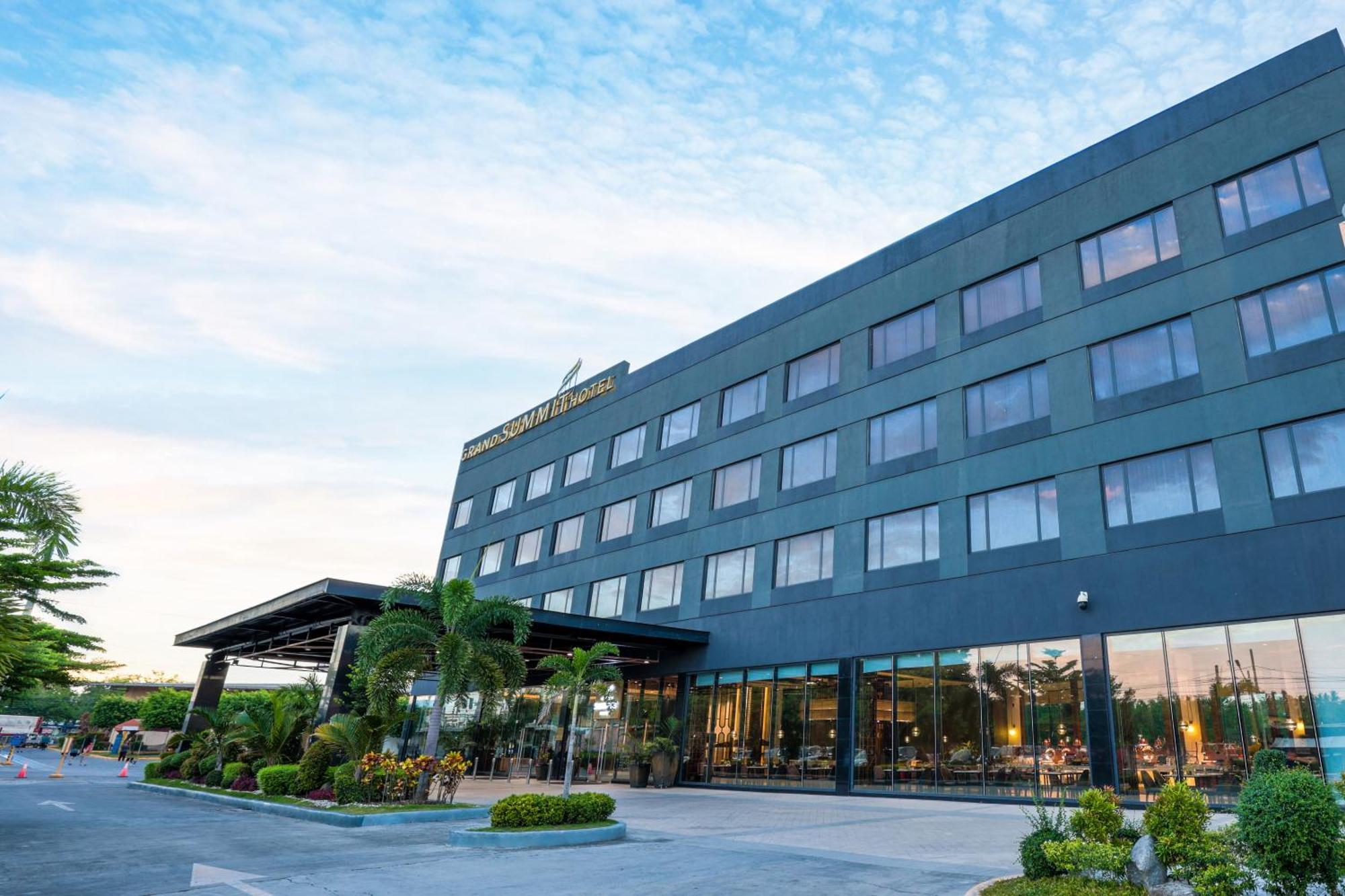 Grand Summit Hotel General Santos 제너럴 산토스 외부 사진